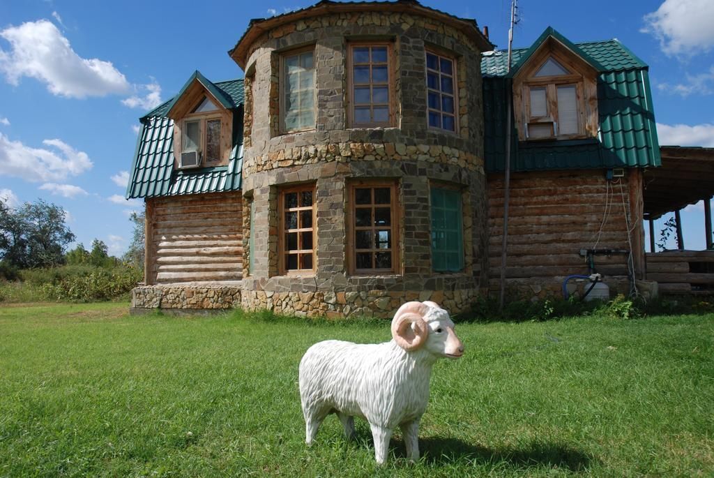 гостиницу р-н Азовский х Новоалександровка тер. ДНТ Удача Шуньгское, д. 1, Дачная ул фото 15