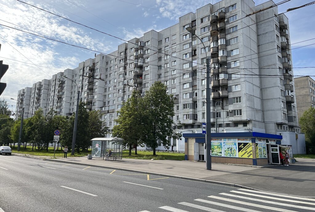 квартира г Санкт-Петербург метро Пионерская пр-кт Богатырский 9 округ Комендантский аэродром фото 2