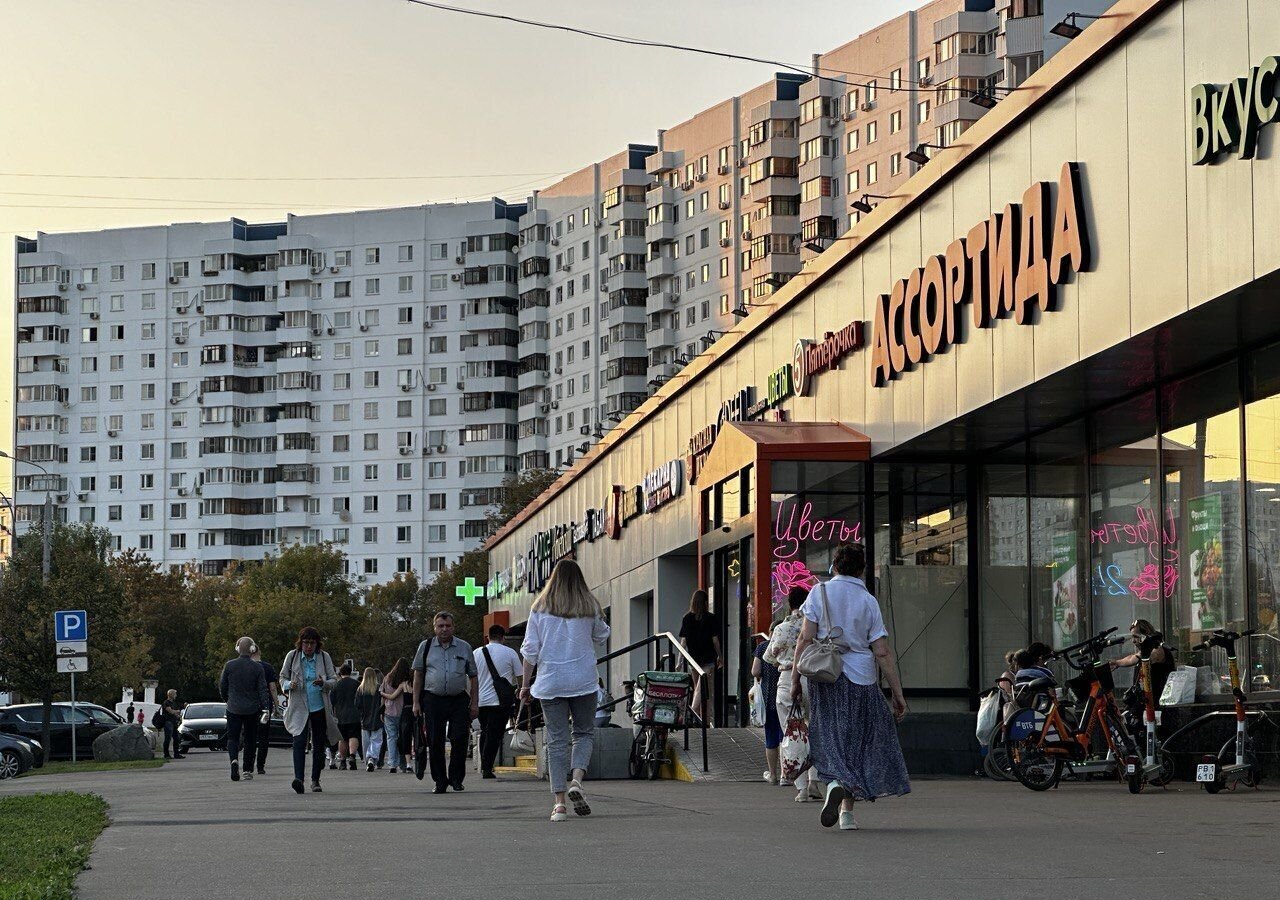 торговое помещение г Москва метро Строгино ул Маршала Катукова 11к/1 муниципальный округ Строгино фото 1