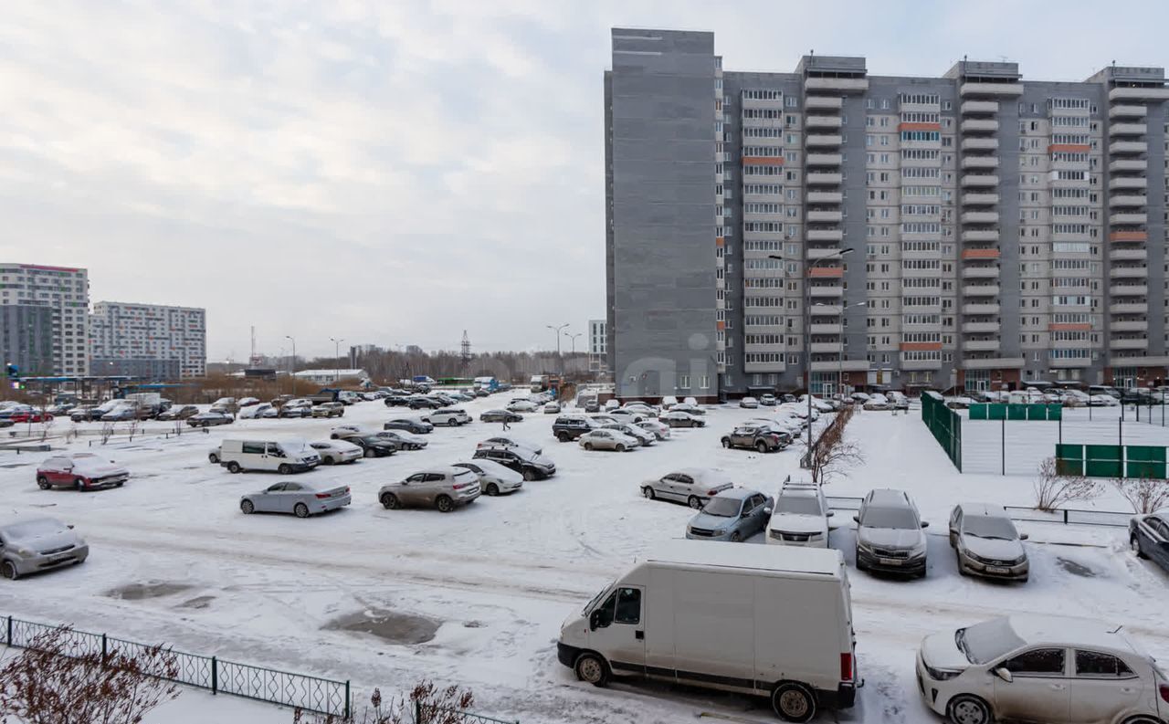 квартира г Тюмень р-н Калининский ул Кремлевская 112к/2 фото 25