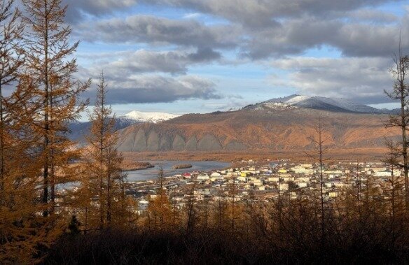 квартира у Оймяконский пгт Усть-Нера ул Андрианова 7 городское поселение Усть-Нера фото 1