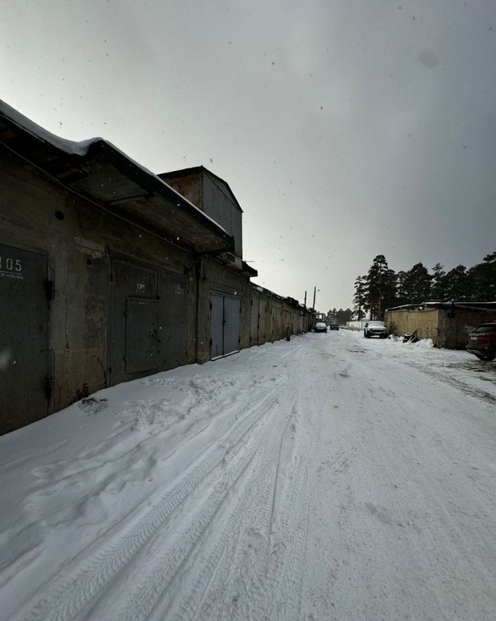 гараж г Екатеринбург р-н Чкаловский ул Предельная 1г фото 2