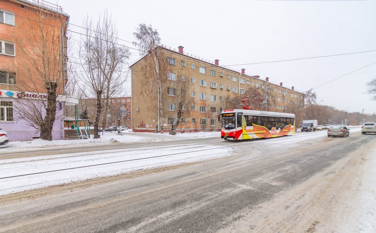 квартира г Омск р-н Центральный ул Челюскинцев 83а фото 28