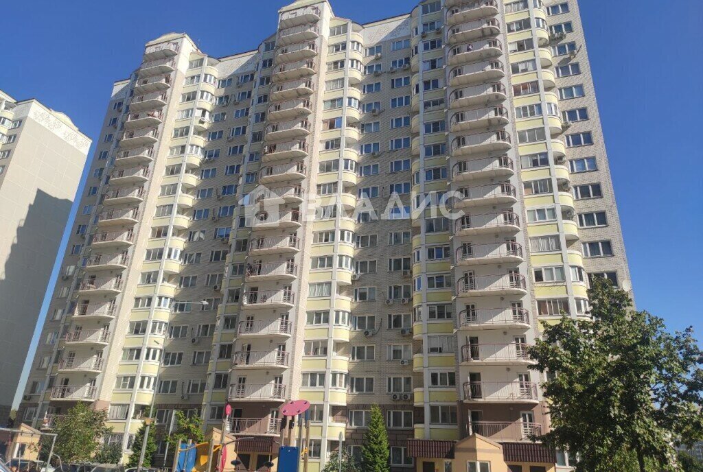 квартира г Москва п Московский метро Саларьево улица Бианки, 5к 1 фото 3