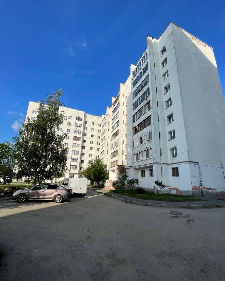 комната г Екатеринбург р-н Октябрьский ул. Авиаторов, 2к 1 фото 2