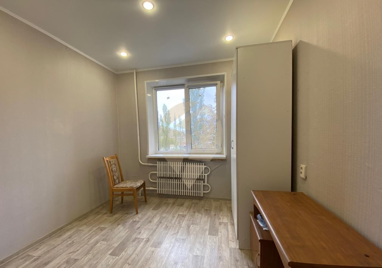 комната г Старый Оскол мкр-н Макаренко, 13к 2 фото 1