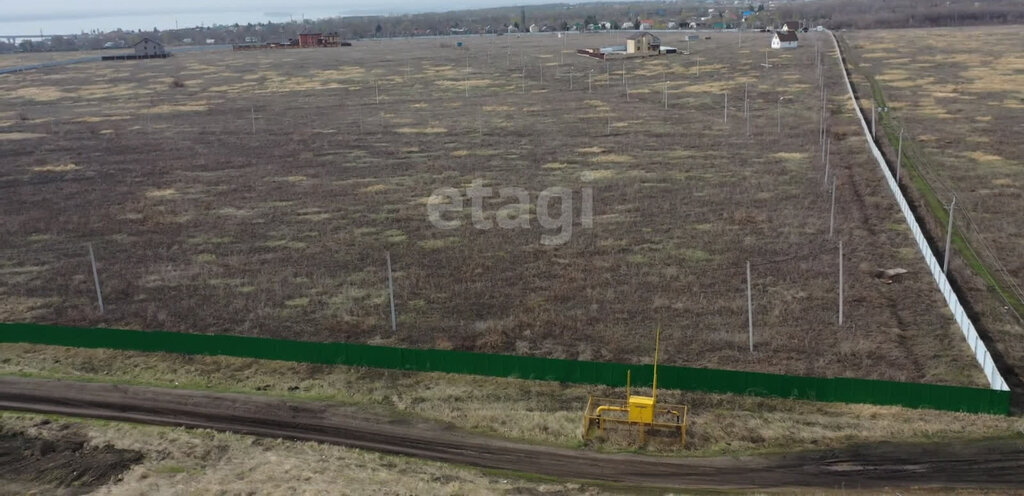 земля р-н Саратовский п Новогусельский территория СХПК Аграрник фото 6