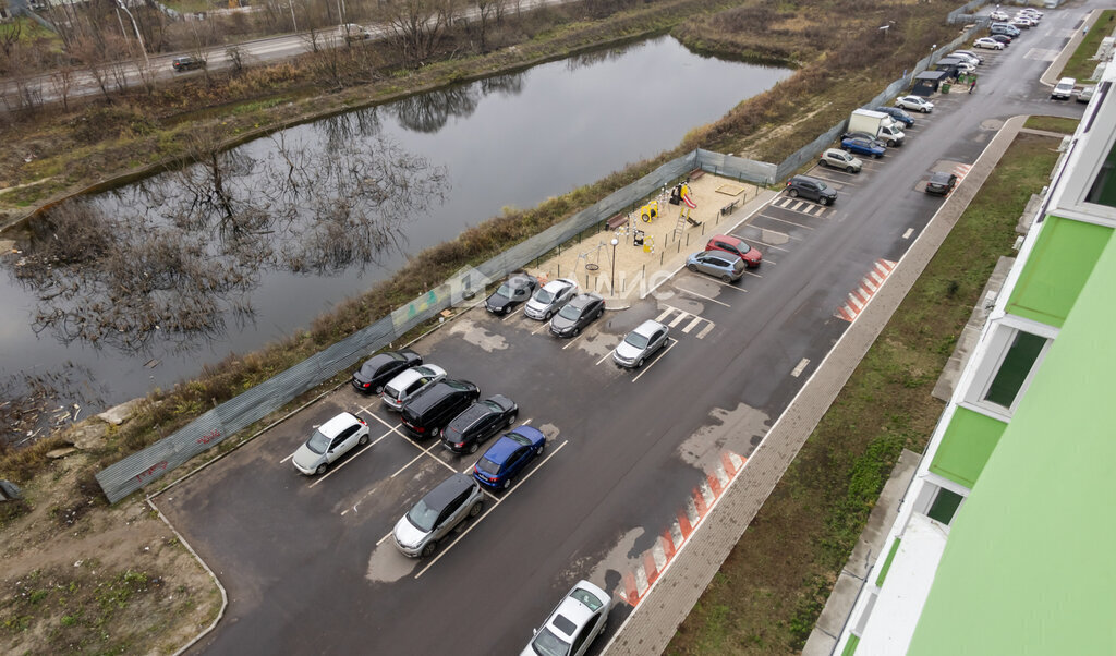 квартира г Брянск рп Радица-Крыловка Бежицкий район ул Флотская 10а микрорайон «Деснаград» фото 3