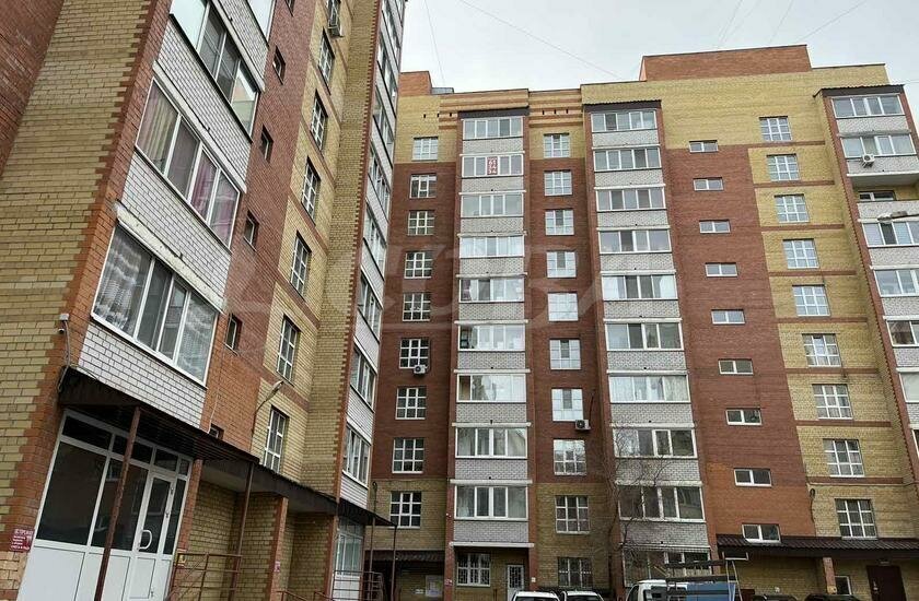 квартира г Тюмень ул Мельникайте 138 фото 1