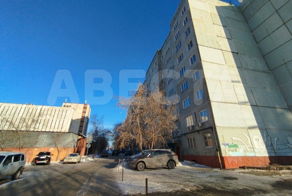 квартира г Омск ул Кирова 18/1 фото 2