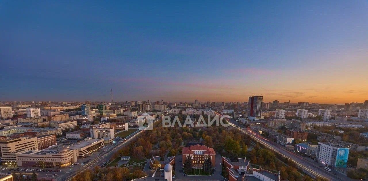 квартира г Челябинск р-н Центральный ул Труда 157а фото 9