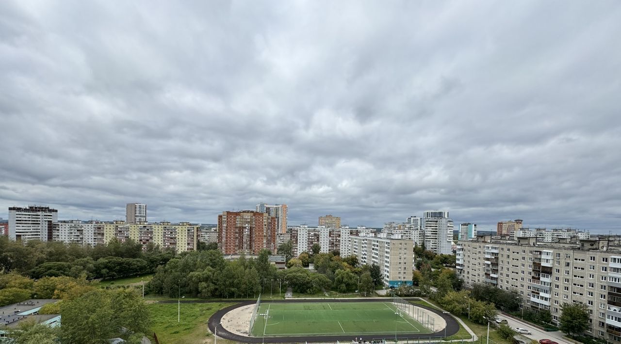 квартира г Пермь р-н Дзержинский ул Комиссара Пожарского 12/2 фото 11