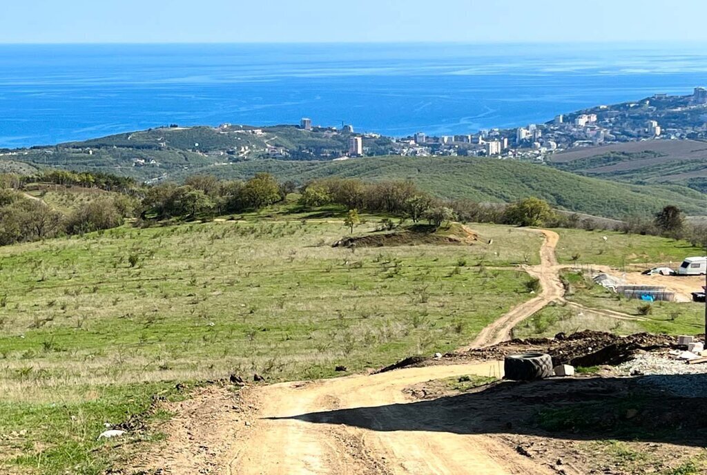 земля г Алушта с Лучистое ул Объездная фото 4