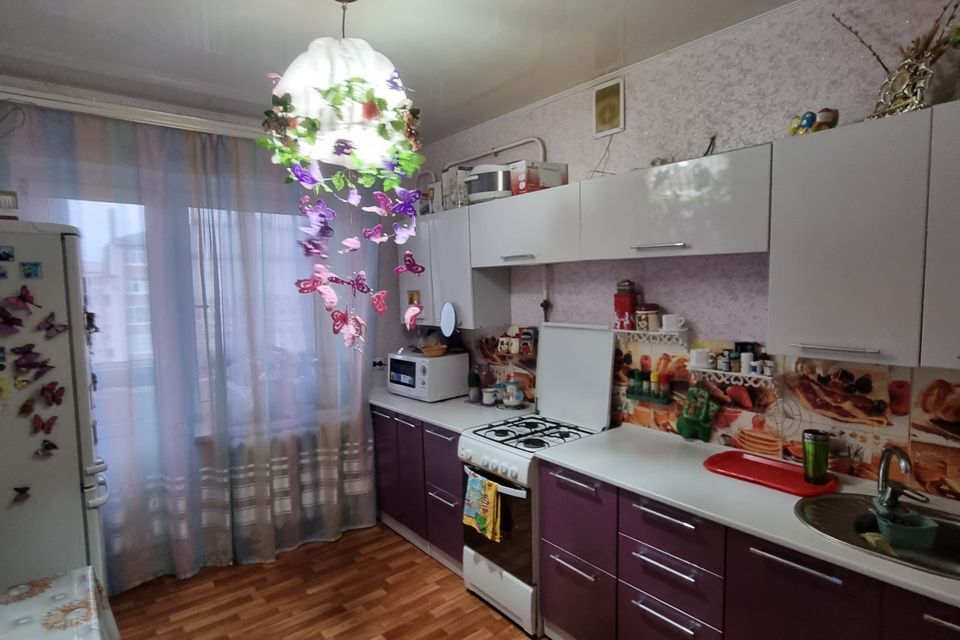 квартира р-н Ейский г Ейск ул Красная 57/2 фото 2