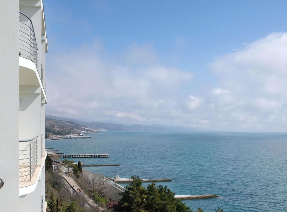 комната г Алушта аллея Декабристов, 9 фото 9