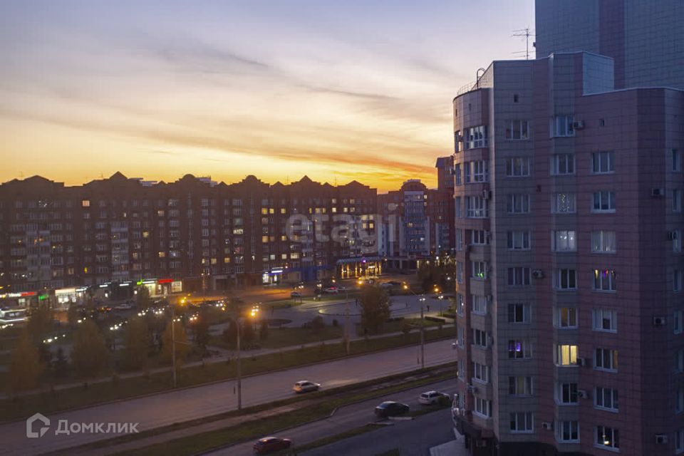 квартира г Новокузнецк р-н Центральный Кемеровская область — Кузбасс, проспект Николая Ермакова, 10, Новокузнецкий городской округ фото 3