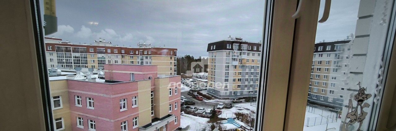 квартира г Среднеуральск ул Лесная 2к/3 фото 15