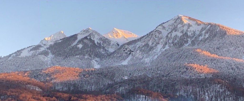 квартира г Сочи пгт Красная Поляна ул. Ставропольская, 20 фото 3