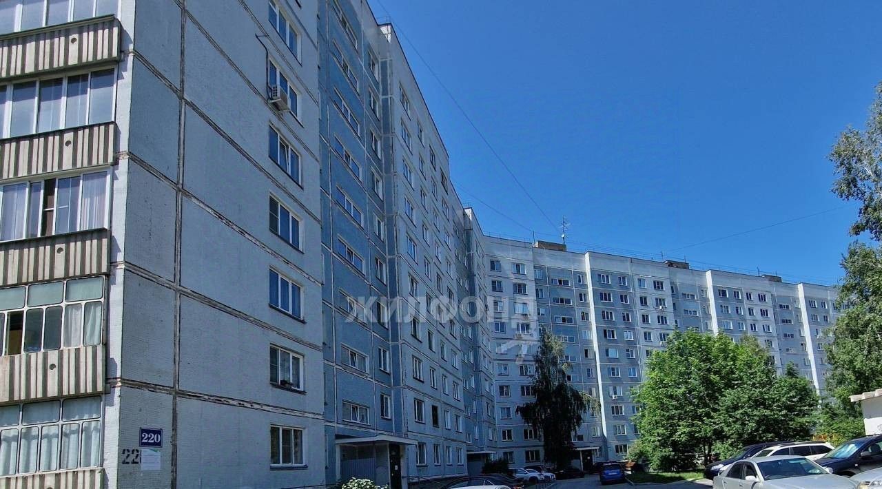 квартира р-н Новосибирский рп Краснообск мкр 2 220/1 фото 3