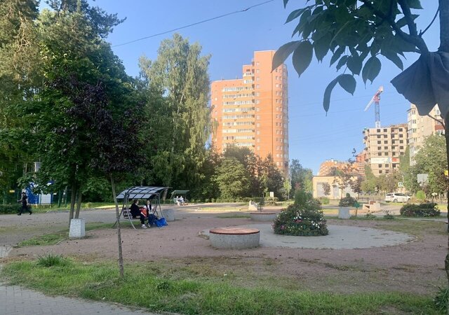 г Сертолово Сертоловское городское поселение, ул. Ларина, 6 фото