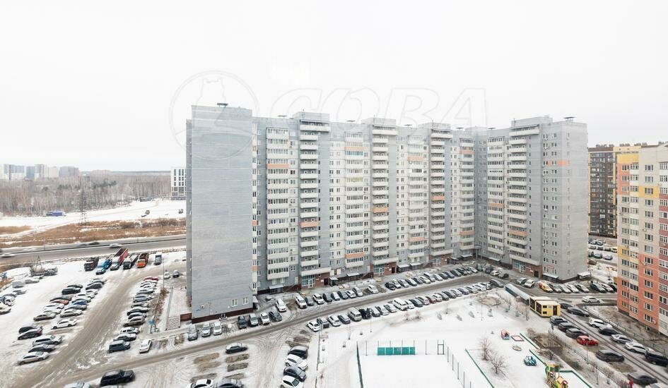 квартира г Тюмень ул Кремлевская 112к/2 фото 7