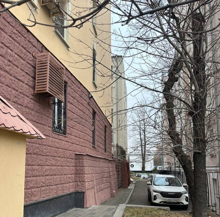 квартира г Москва метро Таганская ул Земляной Вал 65 фото 9