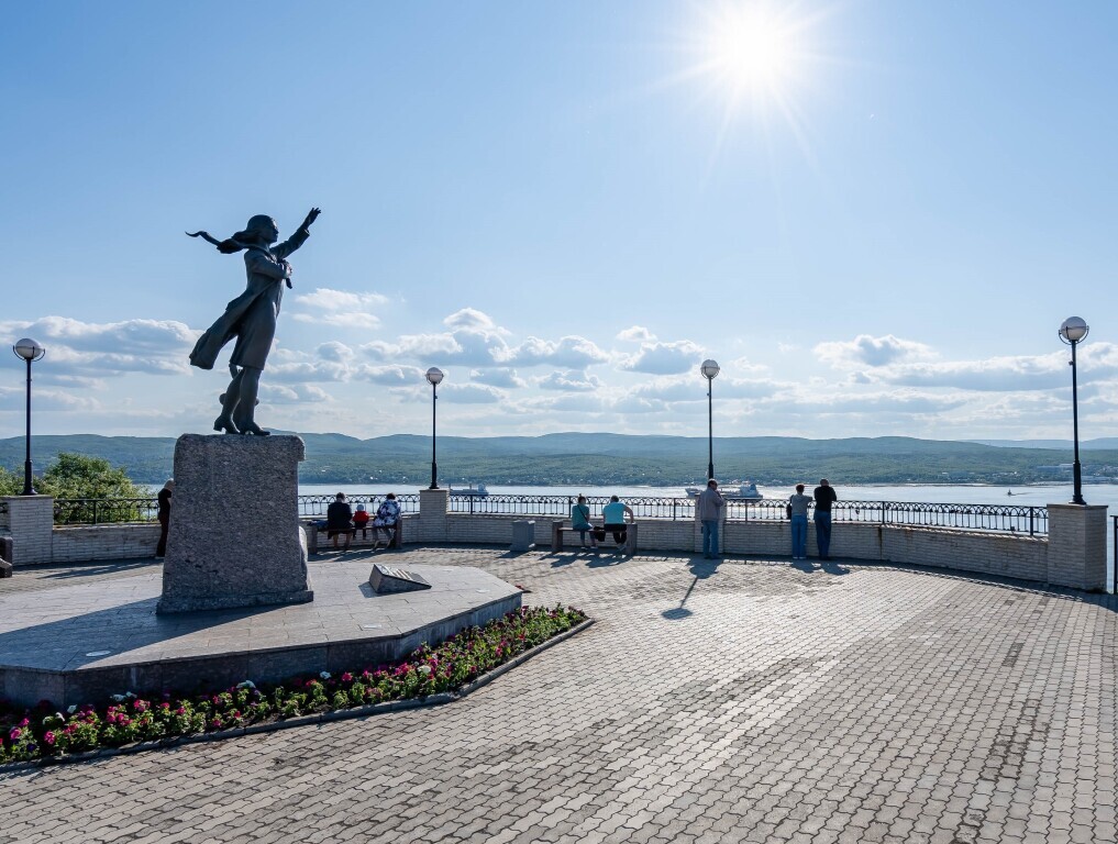 гостиницу г Мурманск р-н Ленинский ул Чумбарова-Лучинского 46/2 фото 30