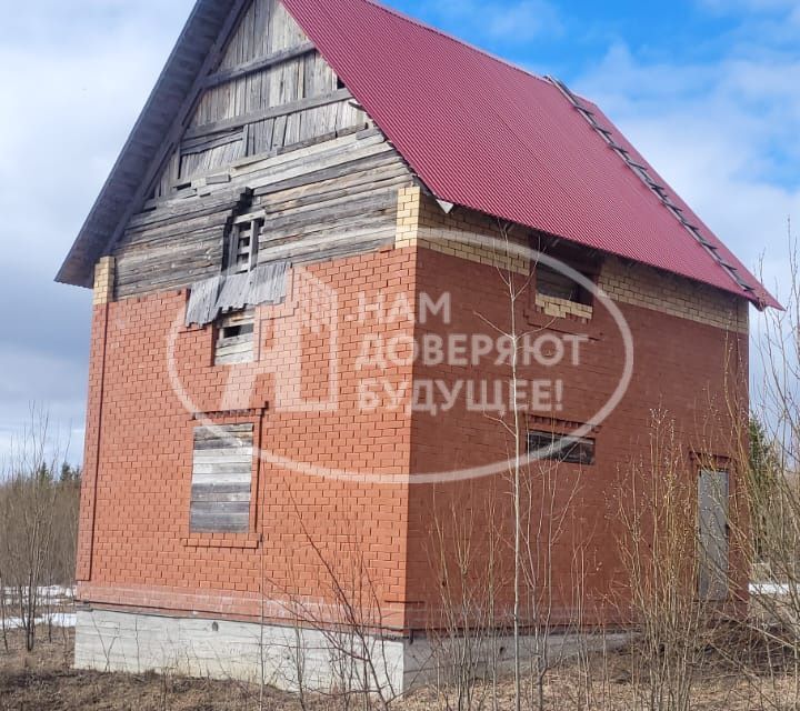 дом г Лысьва Лысьвенский городской округ, деревня Липовая I, Садовая улица, 10Б фото 3