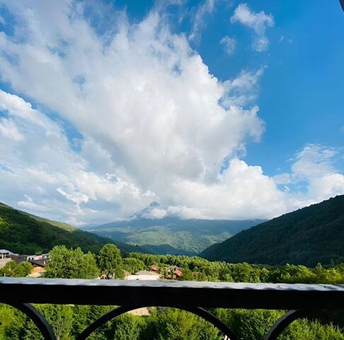 пгт Красная Поляна ул Ачишховская 59/2 ЖК «Лесное» Адлерский район фото