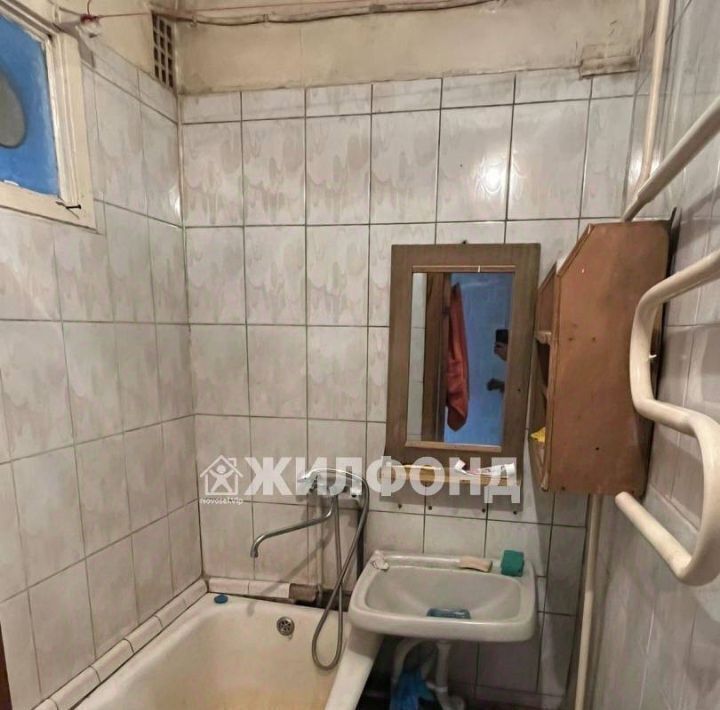 квартира г Кемерово р-н Центральный пр-кт Ленина 65б фото 8