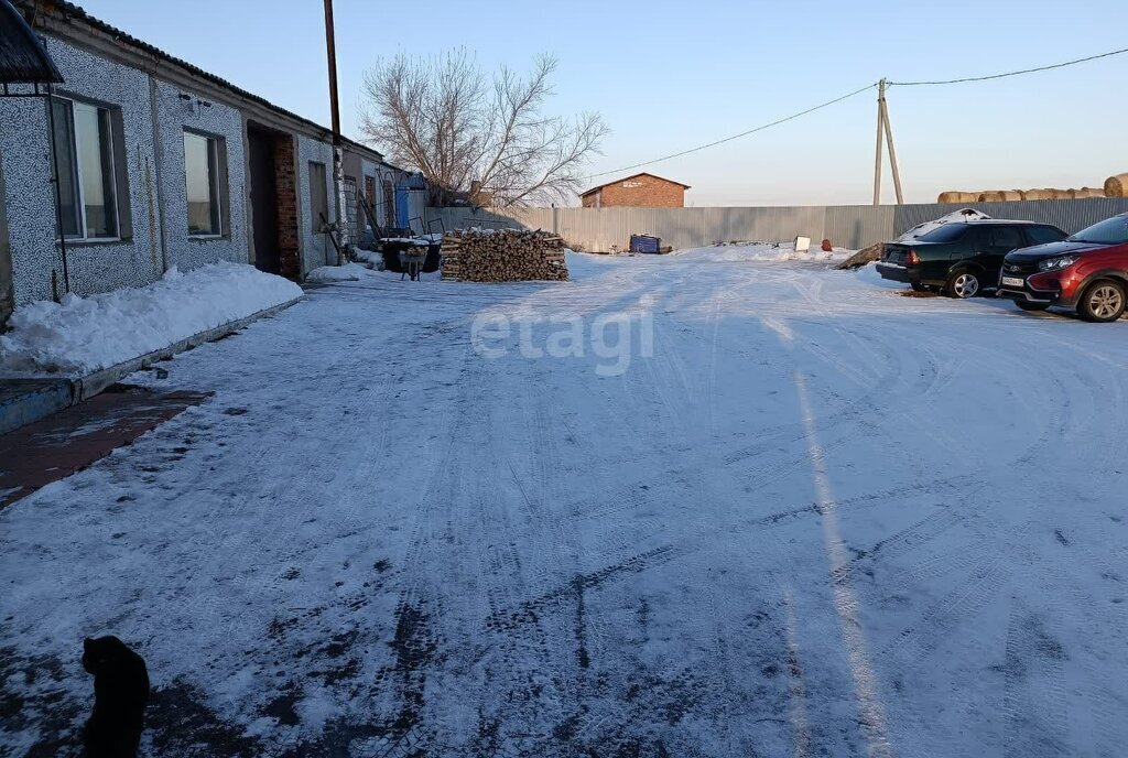 офис р-н Нововаршавский рп Нововаршавка Нововаршавское городское поселение фото 2