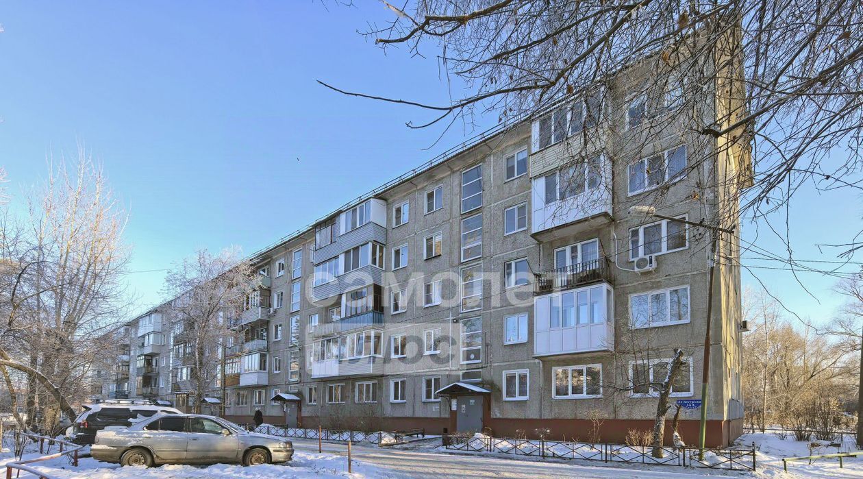 квартира г Омск р-н Центральный ул 21-я Амурская 14а фото 13