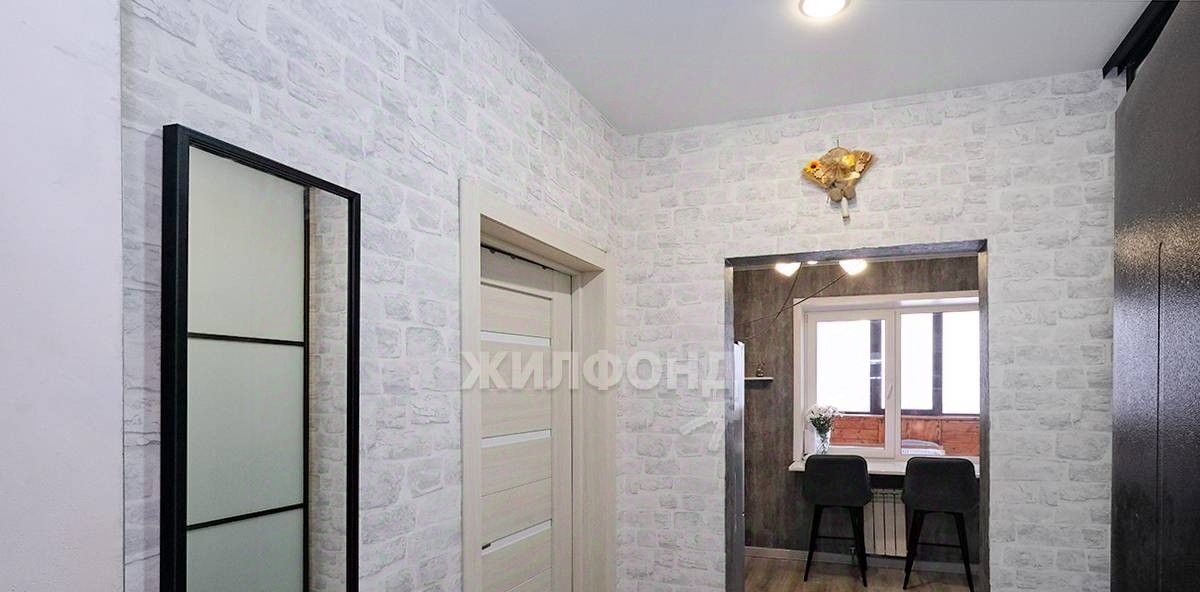 квартира г Новосибирск Гагаринская ул Ельцовская 6/3 фото 3