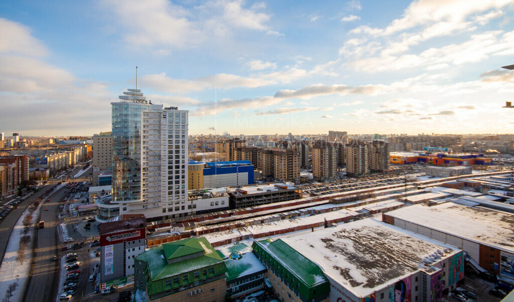 квартира г Тюмень ул 50 лет Октября 4 фото 10