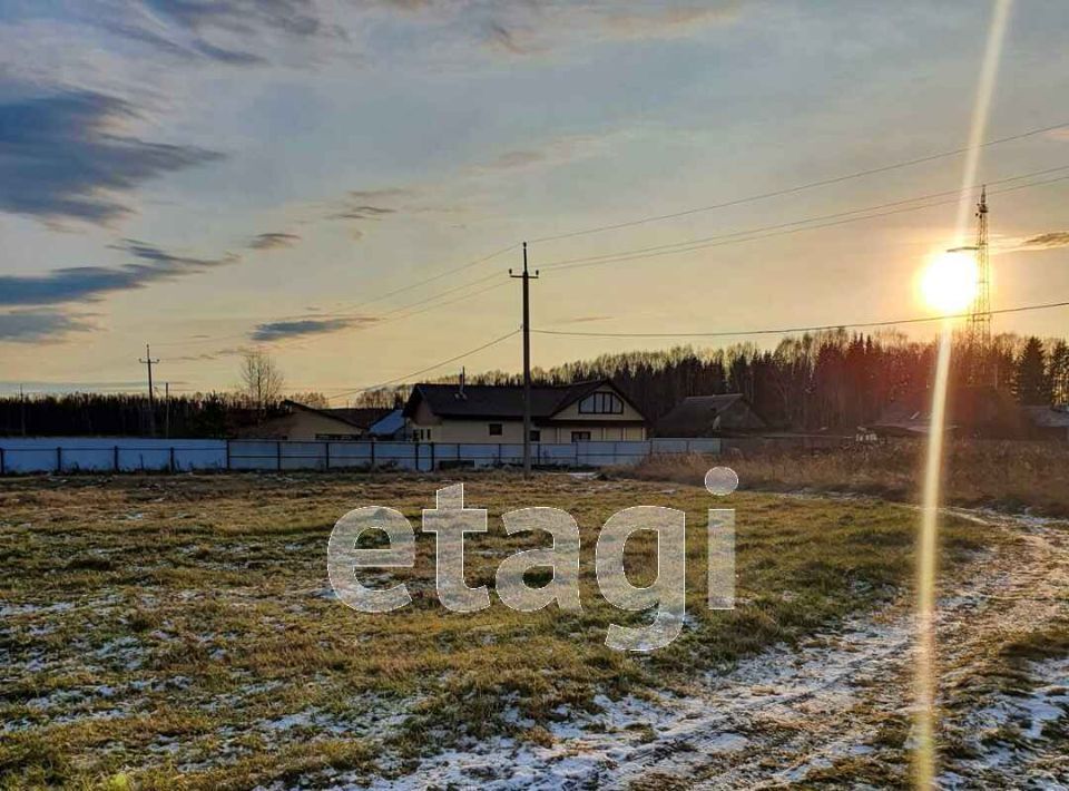 земля р-н Пригородный с Малая Лая ул Космонавтов фото 1