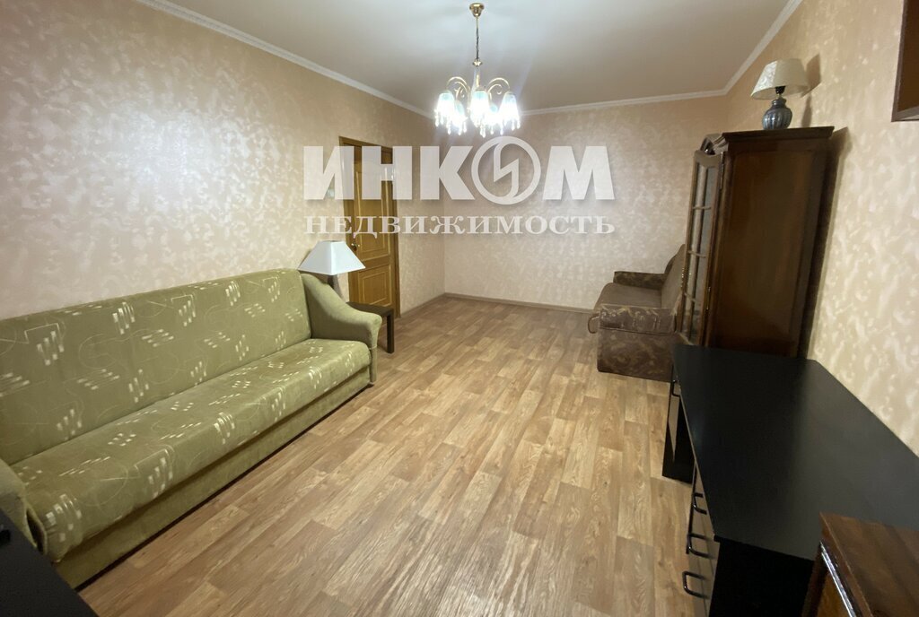 квартира г Москва метро Красногвардейская б-р Ореховый 47/33 фото 3