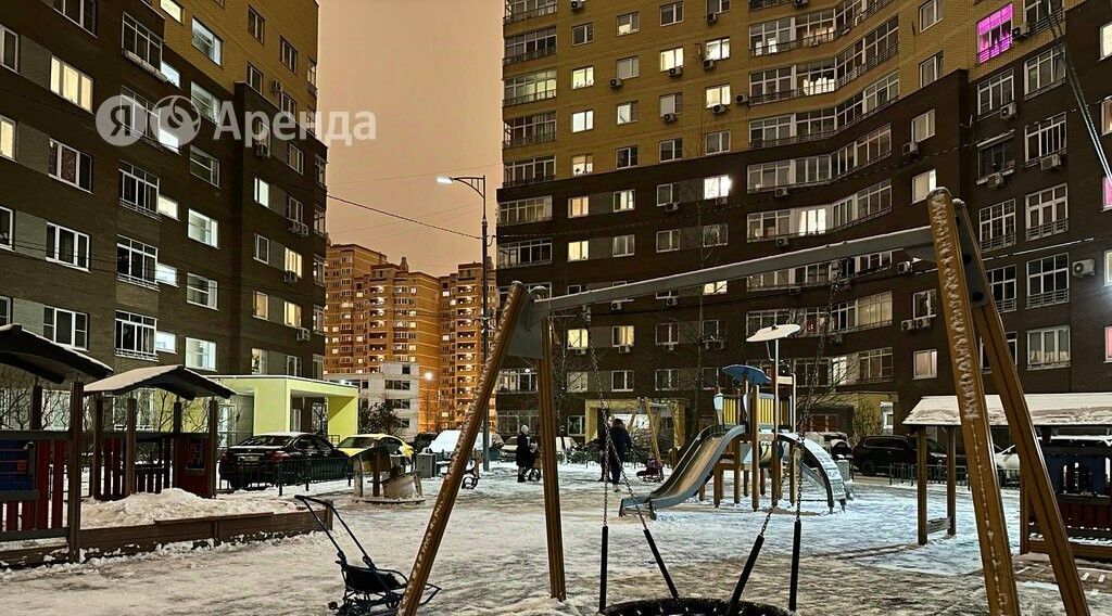 квартира г Москва п Сосенское п Коммунарка ул Лазурная 3 метро Новохохловская фото 23