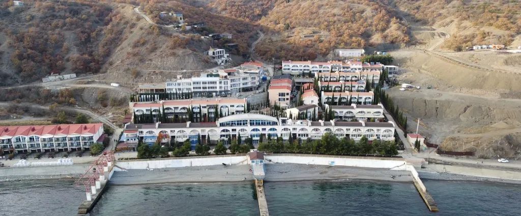 квартира г Алушта п Семидворье мкр Волна 1 фото 6