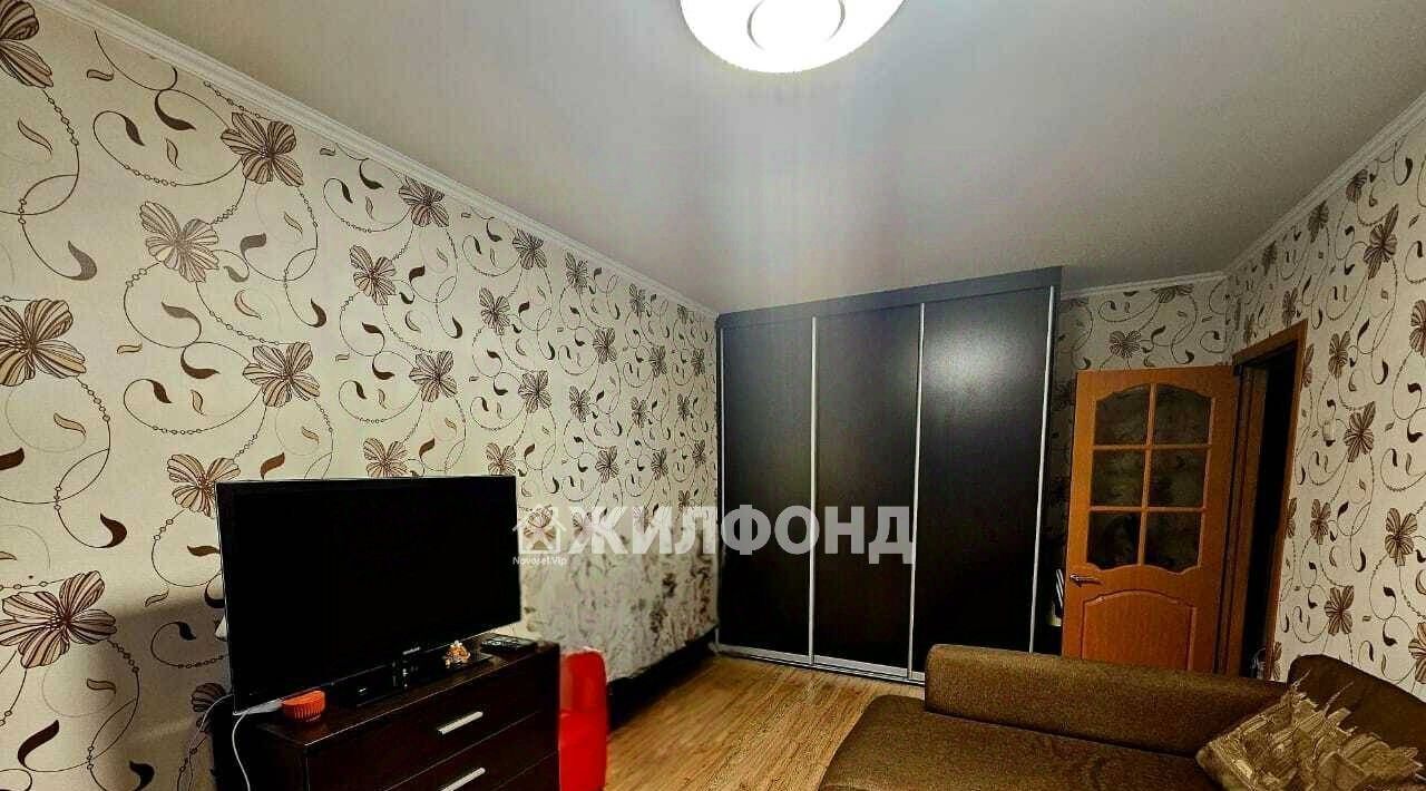 квартира г Кемерово р-н Ленинский пр-кт Ленинградский 27а фото 4