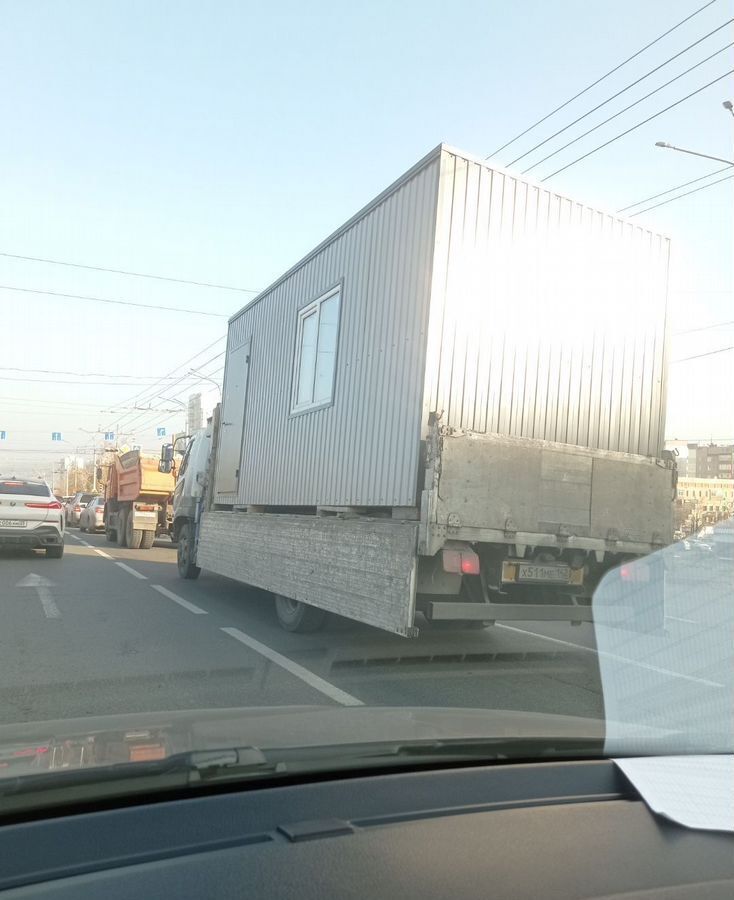 торговое помещение г Кемерово р-н Центральный пр-кт Московский 11 Кемеровская обл. - Кузбасс фото 1