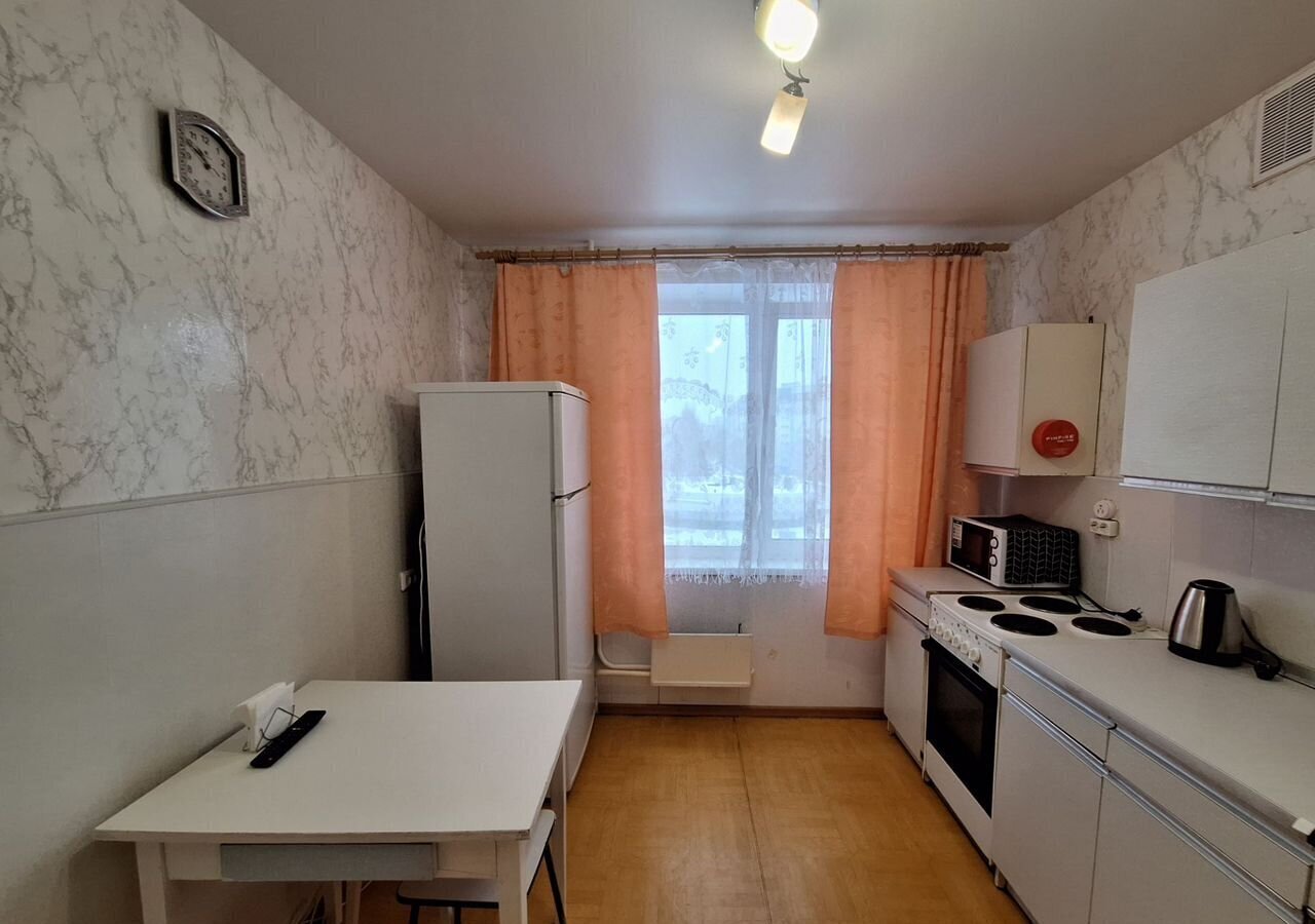 квартира г Тольятти р-н Автозаводский 15-й квартал б-р Космонавтов 8 фото 5