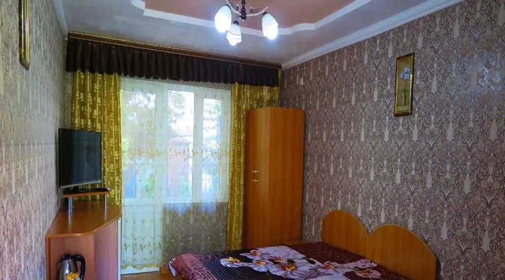 комната г Алушта с Приветное р-н курорт Канака ул Курортная 4/4 фото 1