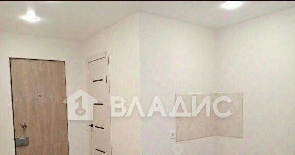 квартира г Красноярск р-н Ленинский ул 52 Квартал 10 фото 2