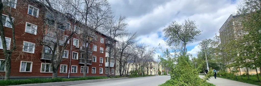 квартира г Екатеринбург Проспект Космонавтов, ул. 40-летия Октября, 82 фото 3