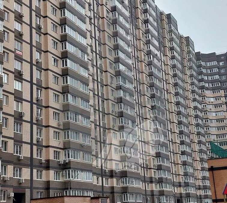 квартира г Краснодар р-н Прикубанский ул Стахановская 1/5 фото 3