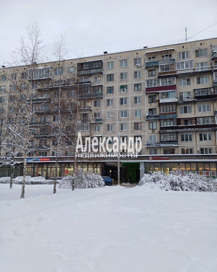 квартира г Санкт-Петербург метро Новочеркасская пр-кт Новочеркасский 12к/1 округ Малая Охта фото 1