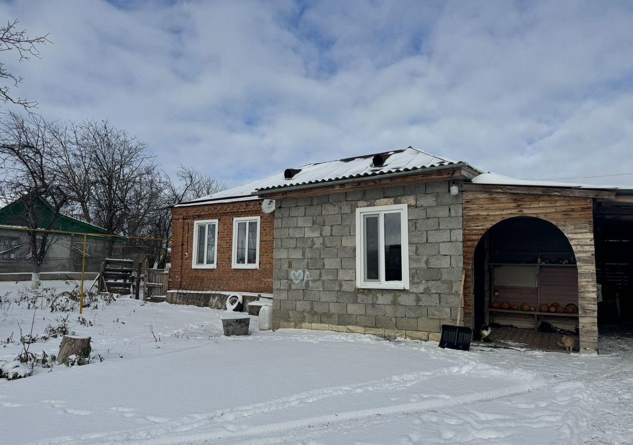 дом р-н Отрадненский с Петровское Благодарненское сельское поселение, Ставропольский край, Казьминское фото 5