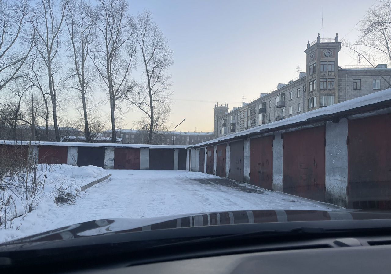 гараж г Новокузнецк р-н Центральный ул Суворова 4а/3 Кемеровская обл. - Кузбасс фото 1