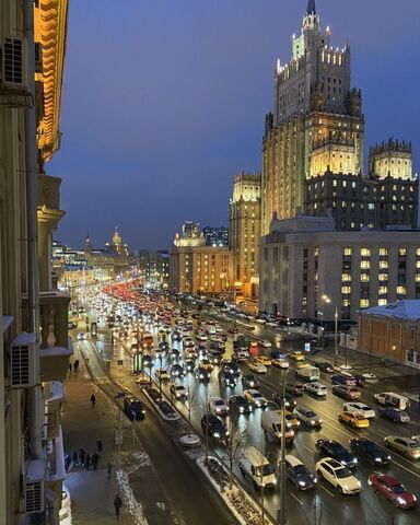 метро Смоленская пл Смоленская-Сенная 23/25 муниципальный округ Хамовники фото