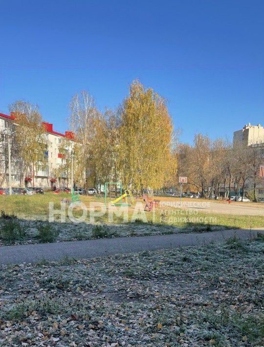 квартира г Октябрьский 35-й микрорайон 20 фото 17